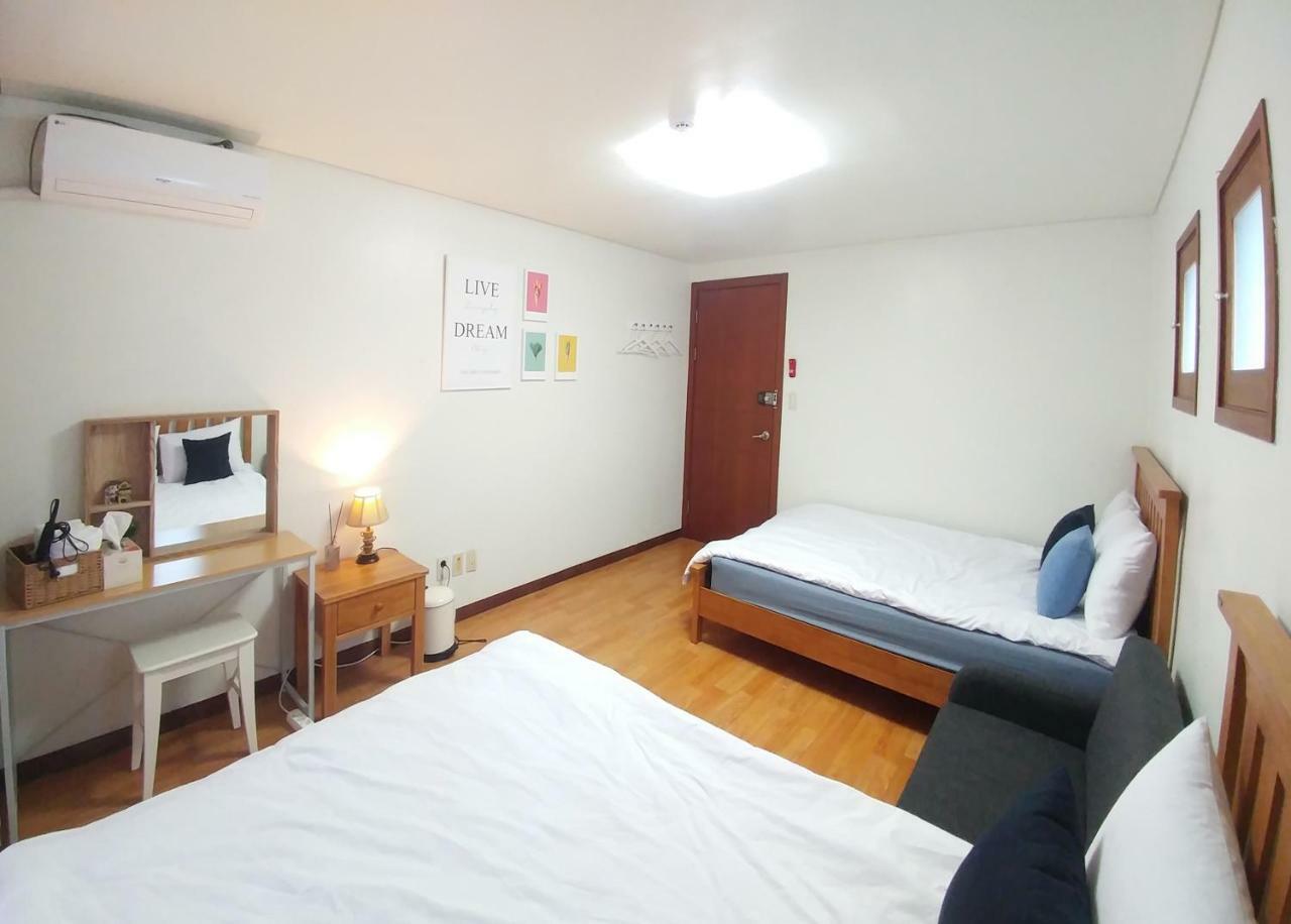 Dolma Hongdae Hotel Seoel Buitenkant foto
